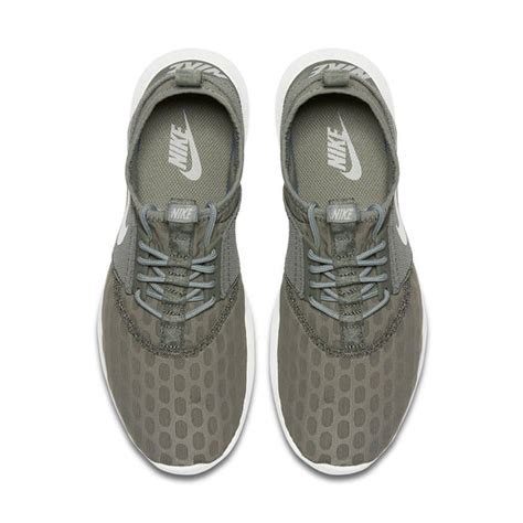 nike juvenate schwarz punkte|Nike Juvenate Dark Stucco (Women's) .